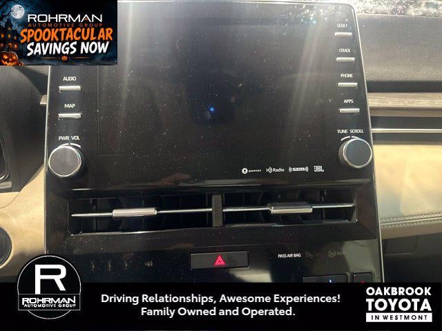 2019 Toyota Avalon XLE