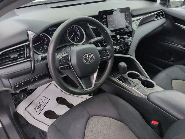 2022 Toyota CAMRY LE