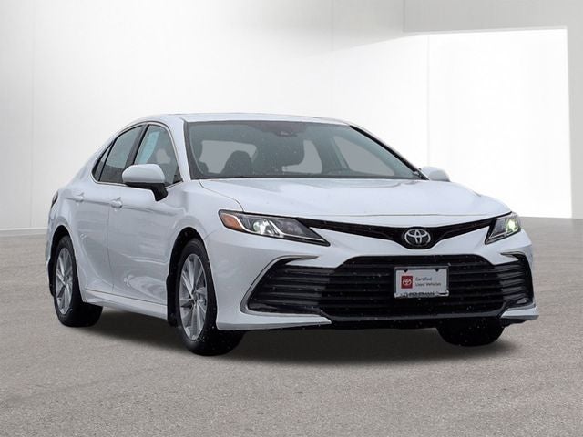 2022 Toyota CAMRY LE