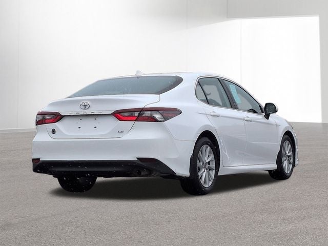 2022 Toyota CAMRY LE