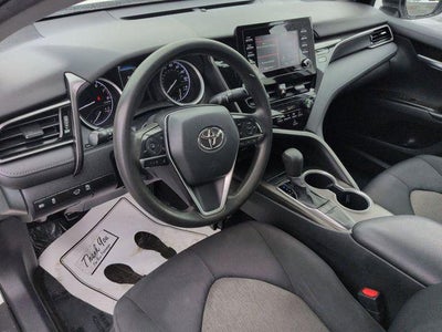 2022 Toyota CAMRY LE