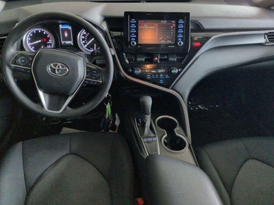 2022 Toyota CAMRY LE