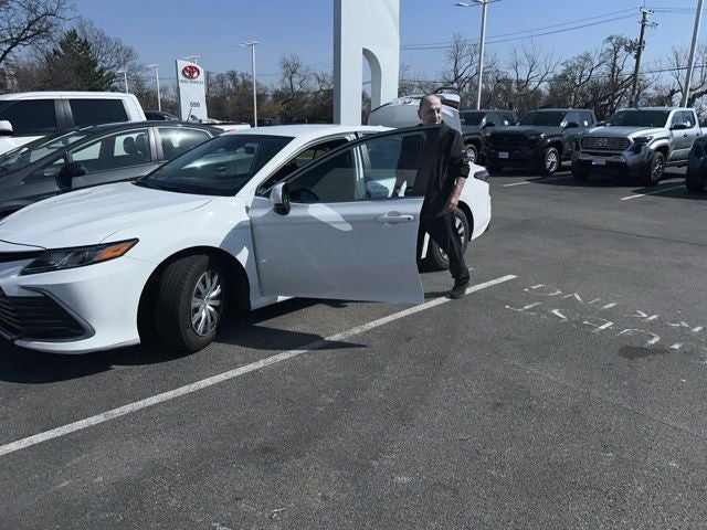 2023 Toyota CAMRY LE