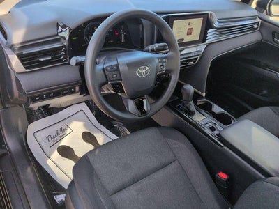 2025 Toyota CAMRY LE