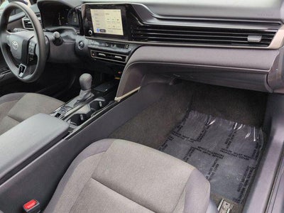 2025 Toyota CAMRY LE