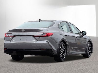 2025 Toyota CAMRY XLE