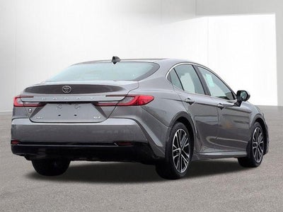 2025 Toyota CAMRY XLE