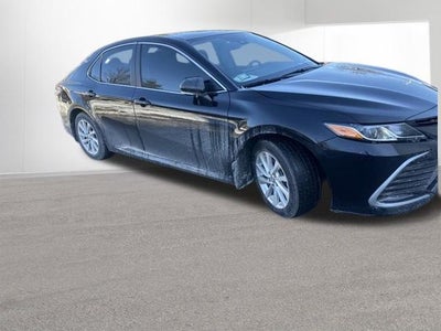 2024 Toyota CAMRY LE