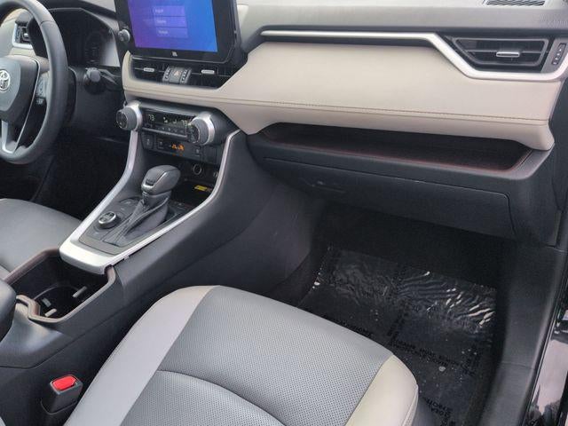 2023 Toyota RAV4 HYBRID Limited