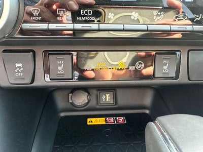 2025 Toyota RAV4 Hybrid XSE
