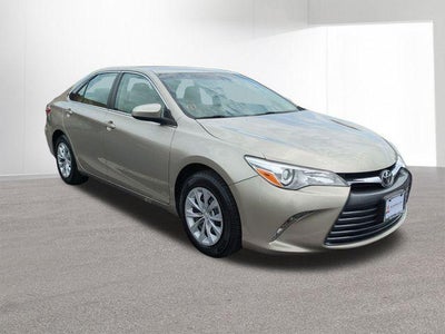 2015 Toyota CAMRY LE