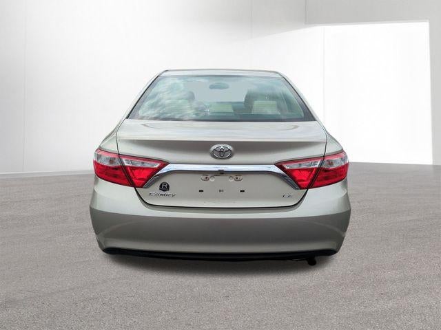 2015 Toyota CAMRY LE