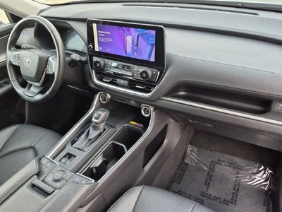2025 Toyota Grand Highlander XLE