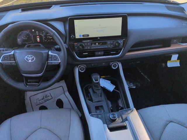 2026 Toyota GRAND HIGHLANDER Platinum