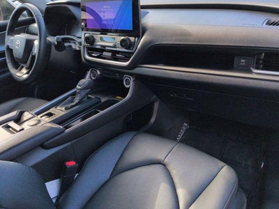2024 Toyota GRAND HIGHLANDER XLE