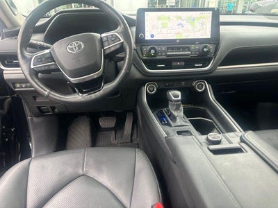 2024 Toyota Grand Highlander Platinum