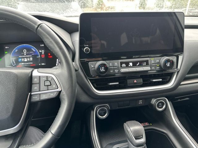 2025 Toyota Grand Highlander Hybrid XLE