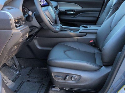 2026 Toyota GRAND HIGHLANDER HEV XLE