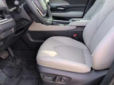 2026 Toyota GRAND HIGHLANDER HEV XLE