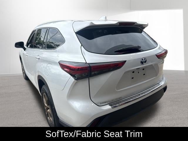 2022 Toyota Highlander Hybrid Bronze Edition