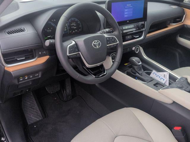 2026 Toyota GRAND HIGHLANDER HEV Limited