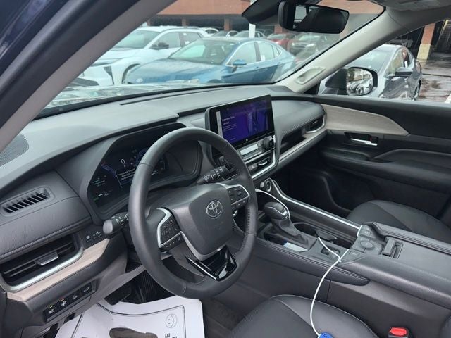 2025 Toyota GRAND HIGHLANDER HEV Limited