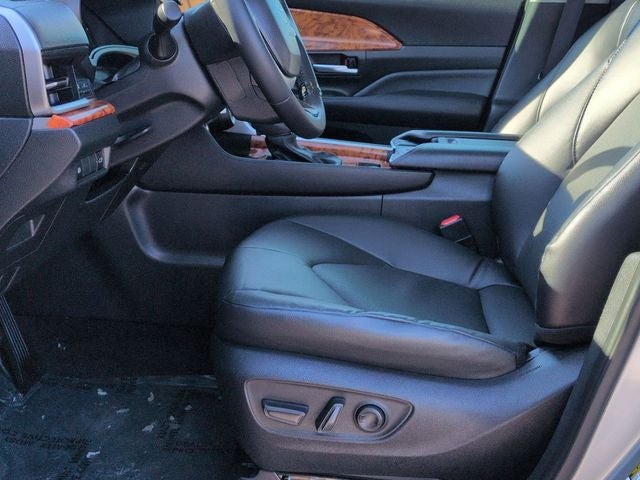 2025 Toyota GRAND HIGHLANDER HEV XLE