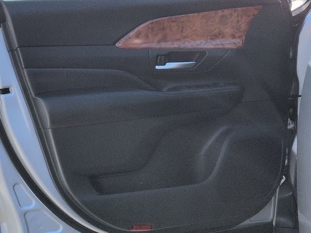 2025 Toyota GRAND HIGHLANDER HEV XLE