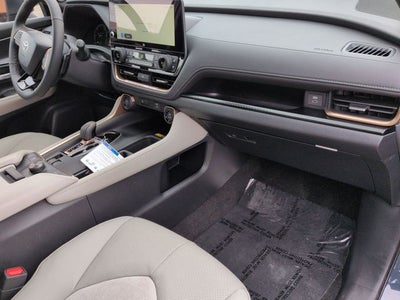 2026 Toyota GRAND HIGHLANDER HEV MAX Platinum