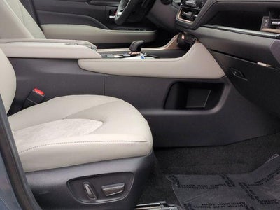 2026 Toyota GRAND HIGHLANDER HEV MAX Platinum