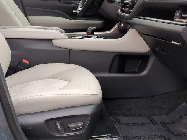 2026 Toyota GRAND HIGHLANDER HEV MAX Platinum