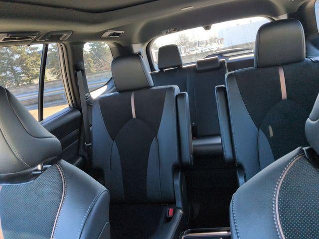 2025 Toyota GRAND HIGHLANDER HEV MAX Platinum