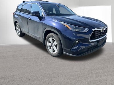 2022 Toyota HIGHLANDER LE