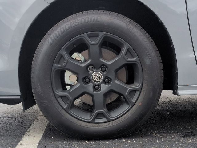 2026 Toyota SIENNA XLE AWD Woodland Edition 7 Passenger