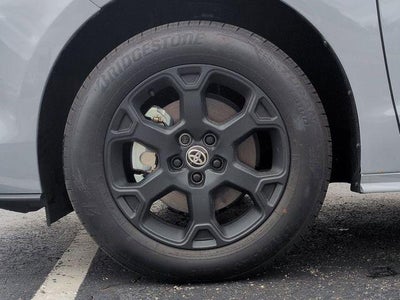 2026 Toyota SIENNA XLE AWD Woodland Edition 7 Passenger