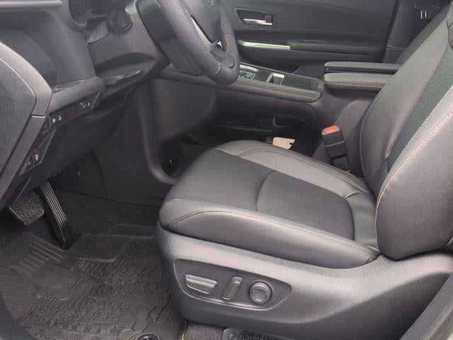 2026 Toyota SIENNA XLE AWD Woodland Edition 7 Passenger