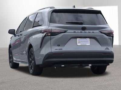 2026 Toyota SIENNA XLE AWD Woodland Edition 7 Passenger