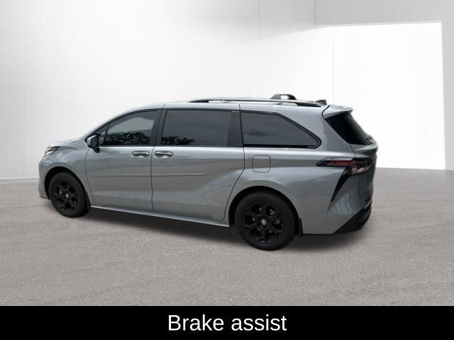 2025 Toyota Sienna Woodland Edition 7 Passenger