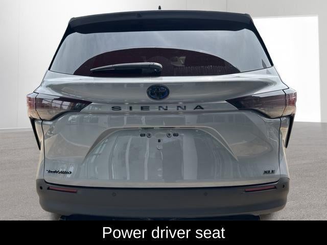 2025 Toyota Sienna Woodland Edition 7 Passenger