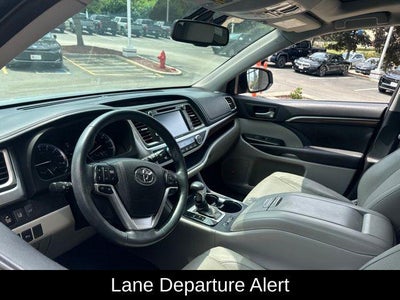 2016 Toyota Highlander Limited Platinum V6