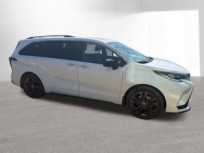 2024 Toyota Sienna XSE 7 Passenger