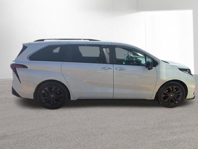 2024 Toyota Sienna XSE 7 Passenger