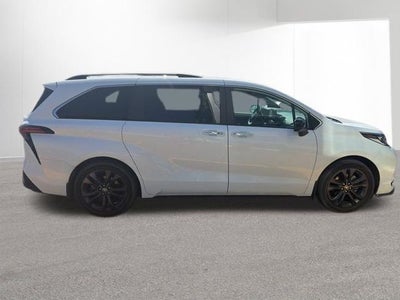 2024 Toyota Sienna XSE 7 Passenger