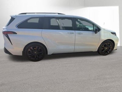 2024 Toyota Sienna XSE 7 Passenger