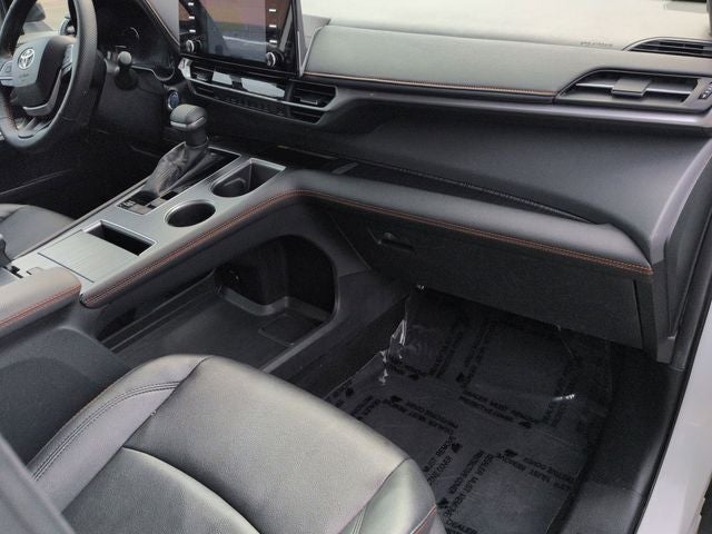 2024 Toyota SIENNA XSE XSE 7 Passenger