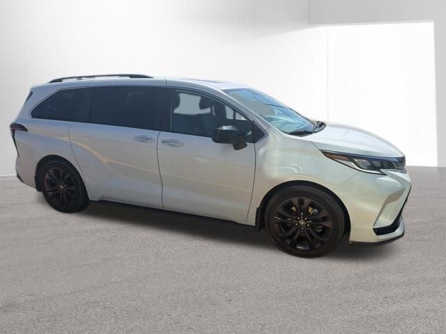 2024 Toyota Sienna XSE 7 Passenger