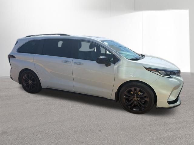 2024 Toyota Sienna XSE 7 Passenger