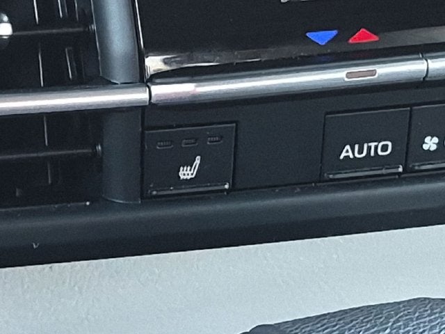 2025 Toyota Sienna XSE 7 Passenger