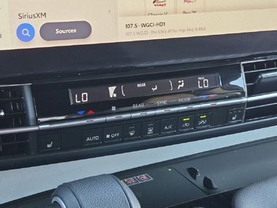2025 Toyota Sienna XSE 7 Passenger