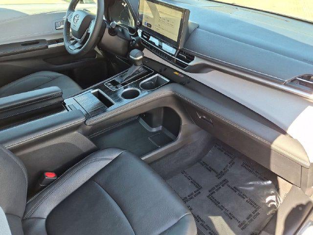 2025 Toyota Sienna XSE 7 Passenger